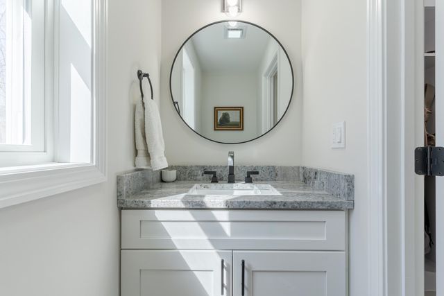 32 Haflinger Lane, Berwick, ME 03901