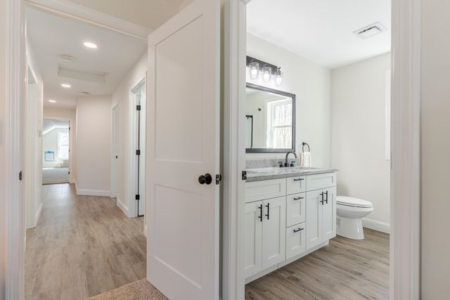32 Haflinger Lane, Berwick, ME 03901