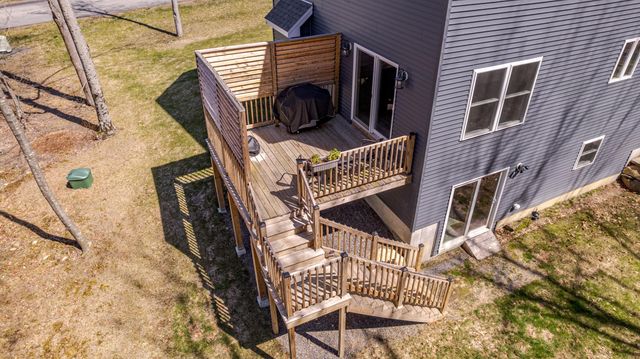 32 Haflinger Lane, Berwick, ME 03901