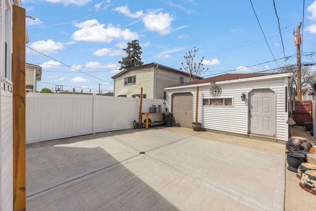3416 W 60th Street, Chicago, IL 60629