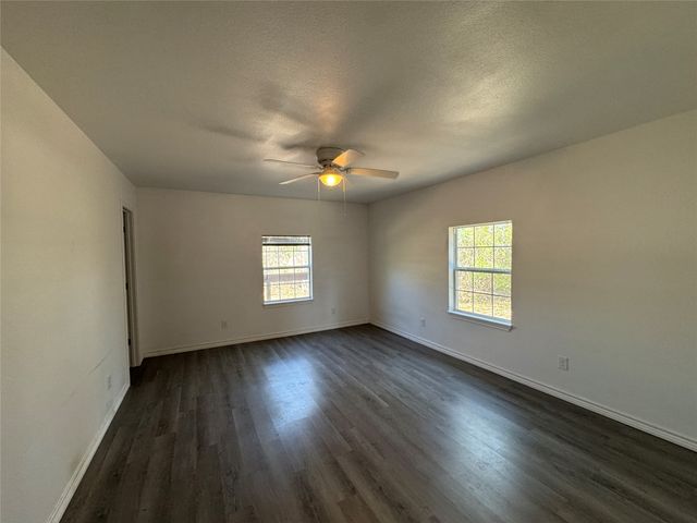 232 E Quanah Road, Mabank, TX 75156