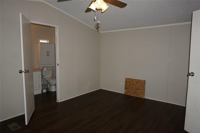 9999 Elder Street, Willis, TX 77318