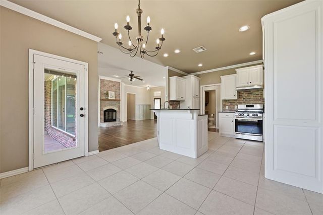 21368 Backhorn Road, Edmond, OK 73012