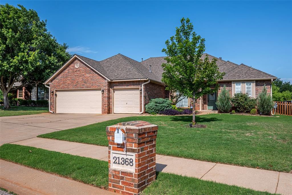 21368 Backhorn Road, Edmond, OK 73012