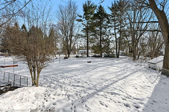 3709 Alamo Avenue, Kalamazoo, MI 49006