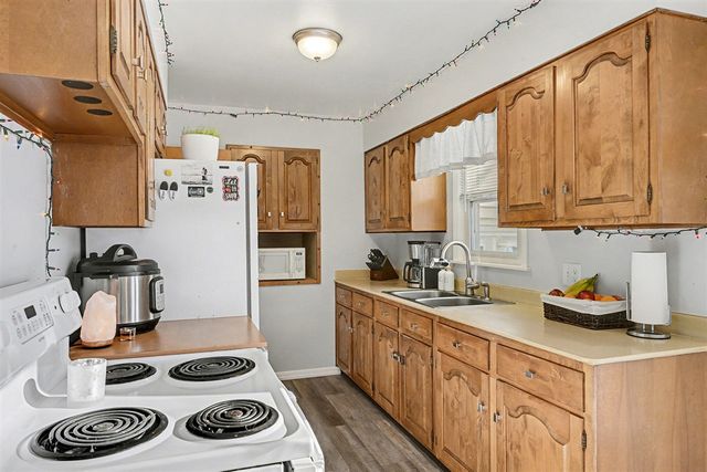 3709 Alamo Avenue, Kalamazoo, MI 49006