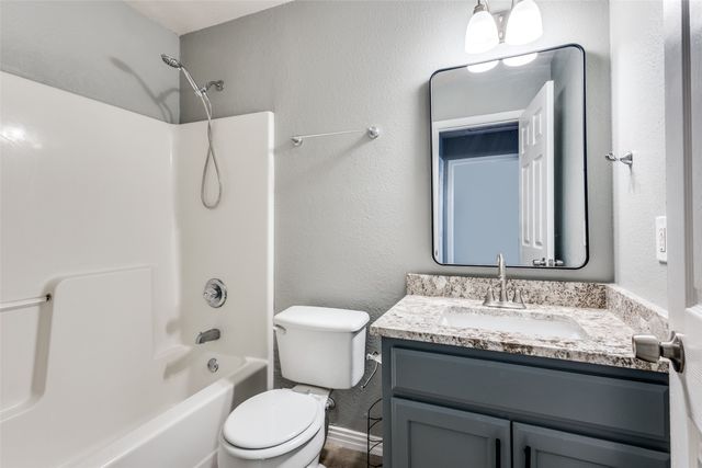 914-916 S Interurban Street, Anna, TX 75409