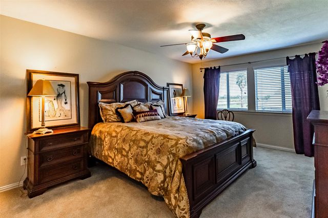 8991 Water Point Drive, Beach City, TX 77523