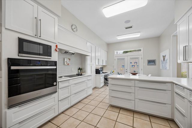 246 Gessner Road, Houston, TX 77024