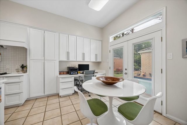 246 Gessner Road, Houston, TX 77024