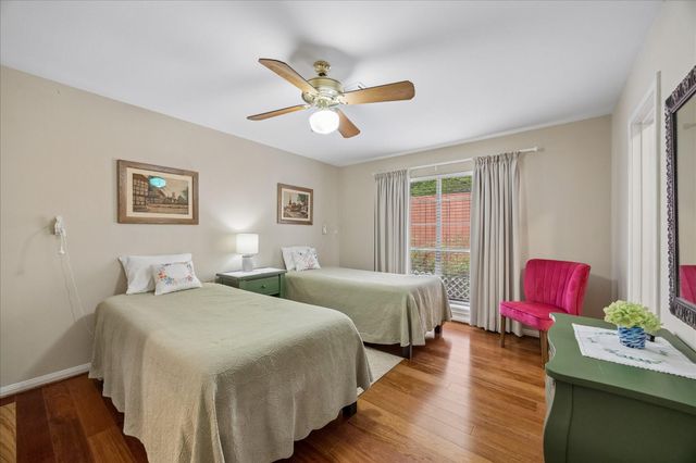 246 Gessner Road, Houston, TX 77024