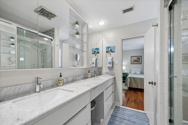 246 Gessner Road, Houston, TX 77024