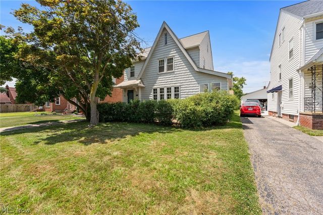 396 E 214th Street, Euclid, OH 44123