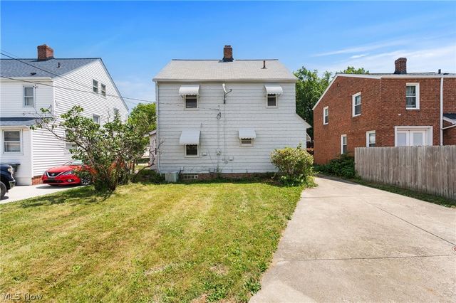 396 E 214th Street, Euclid, OH 44123