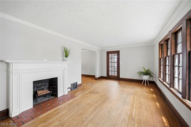 396 E 214th Street, Euclid, OH 44123