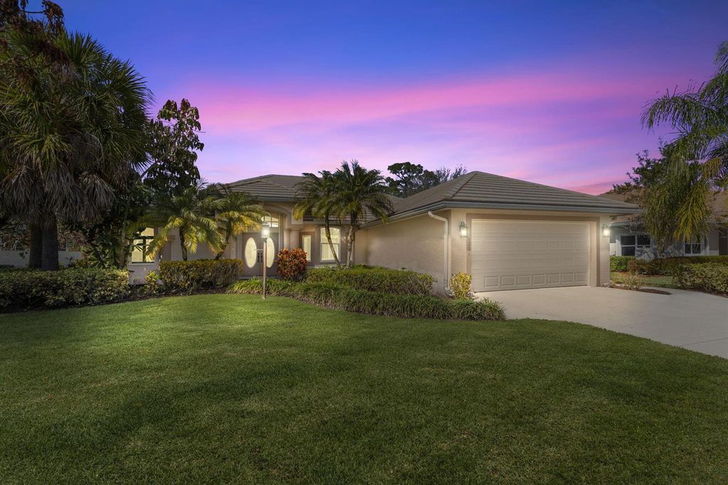 5291 SE Lost Lake Way, Hobe Sound, FL 33455