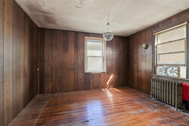 2 Willett Avenue, Sayville, NY 11782
