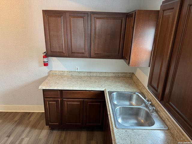 411 Cincinnati, San Antonio, TX 78201