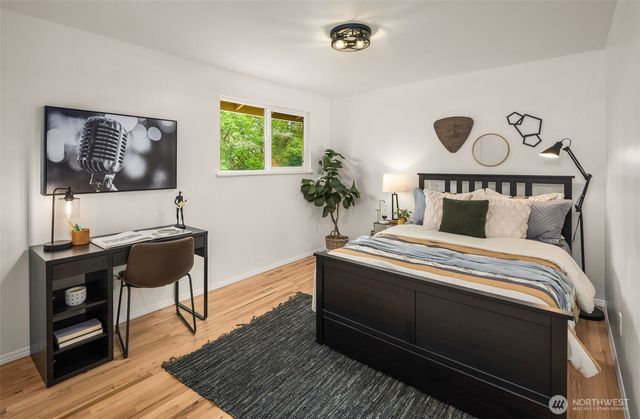 13730 SE 20th Street, Bellevue, WA 98005