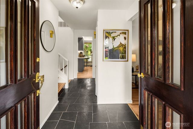 13730 SE 20th Street, Bellevue, WA 98005