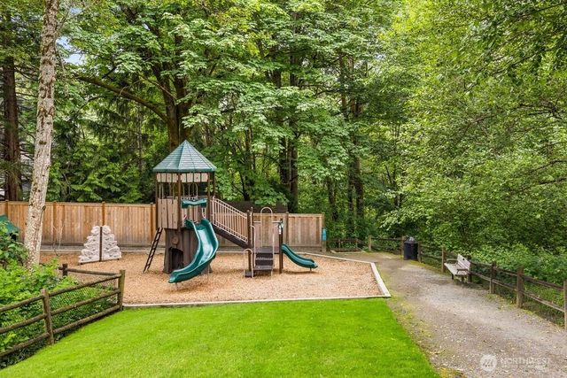 13730 SE 20th Street, Bellevue, WA 98005