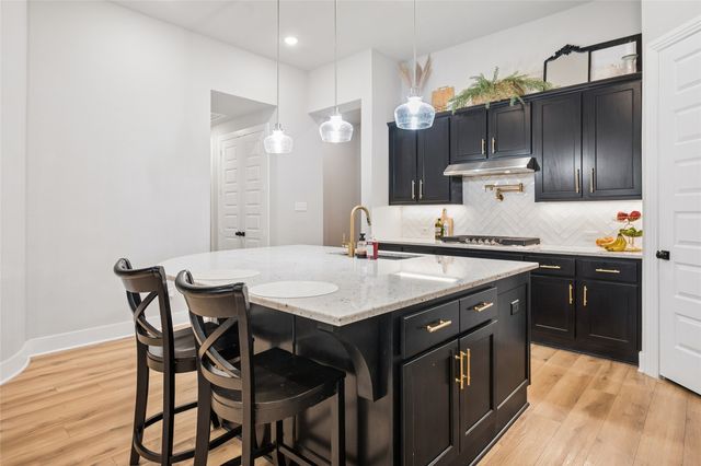 4737 Pin Oak Court, Aubrey, TX 76227