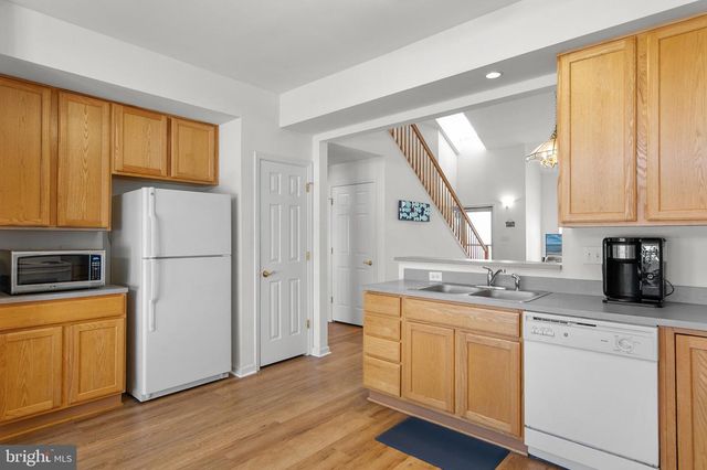 22 BRIGHTON ST, Ocean View, DE 19970