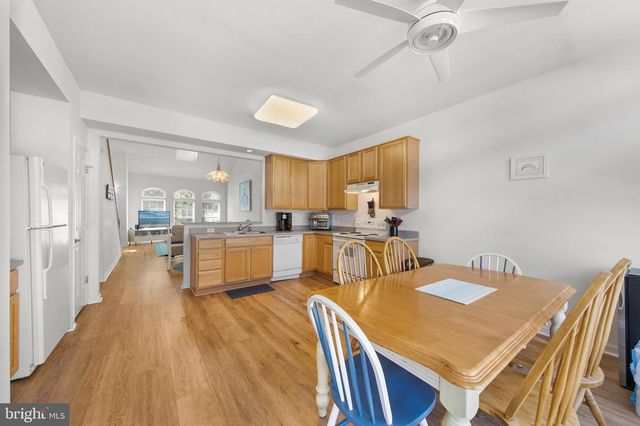22 BRIGHTON ST, Ocean View, DE 19970