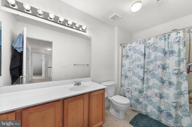 22 BRIGHTON ST, Ocean View, DE 19970