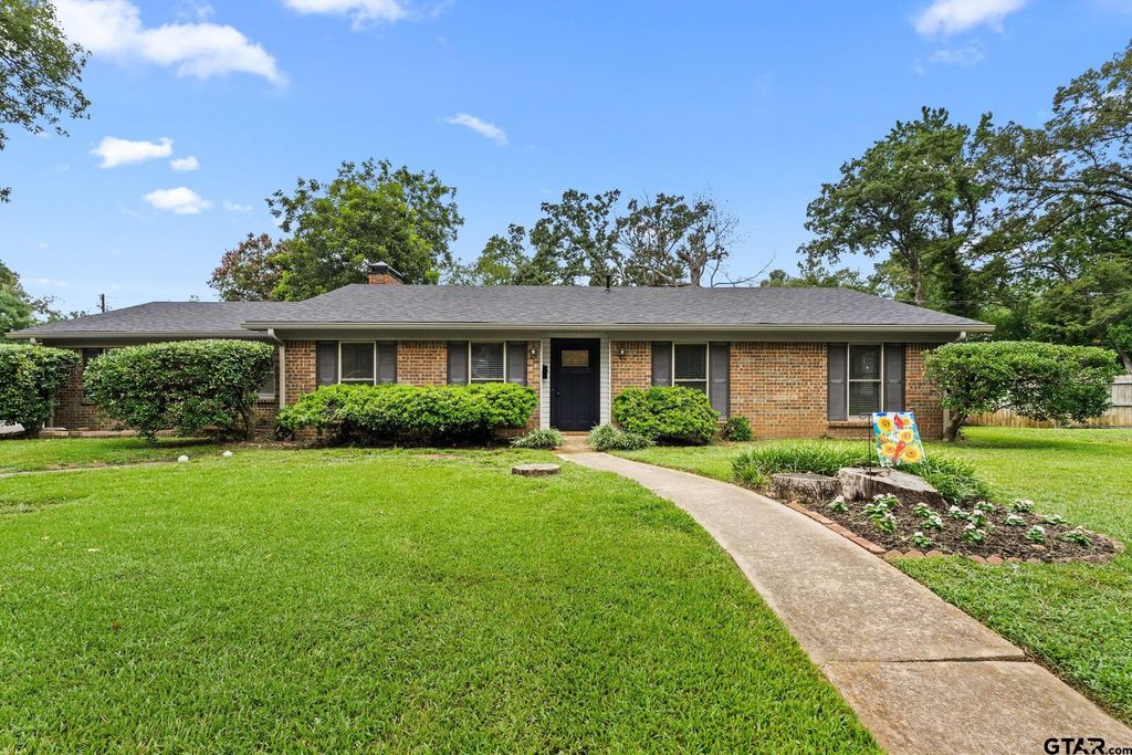 3207 S Cameron Ave., Tyler, TX 75701