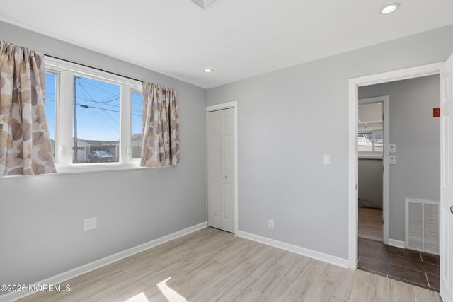 18 Lake Huron Drive, Little Egg Harbor, NJ 08087