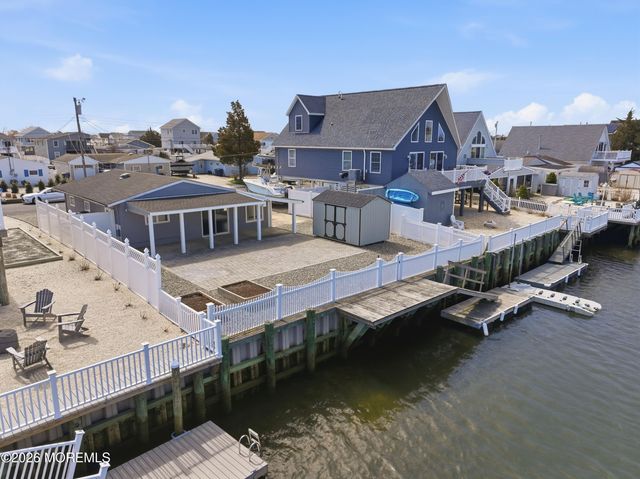 18 Lake Huron Drive, Little Egg Harbor, NJ 08087