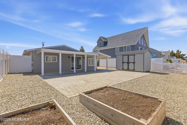 18 Lake Huron Drive, Little Egg Harbor, NJ 08087
