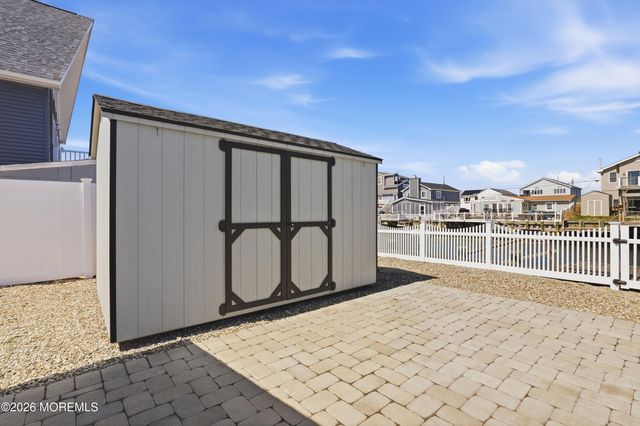 18 Lake Huron Drive, Little Egg Harbor, NJ 08087