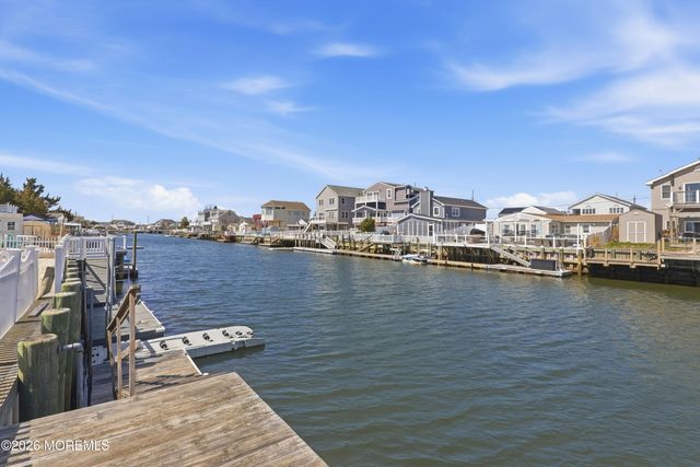 18 Lake Huron Drive, Little Egg Harbor, NJ 08087