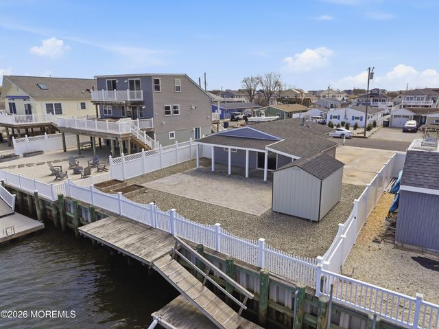 18 Lake Huron Drive, Little Egg Harbor, NJ 08087