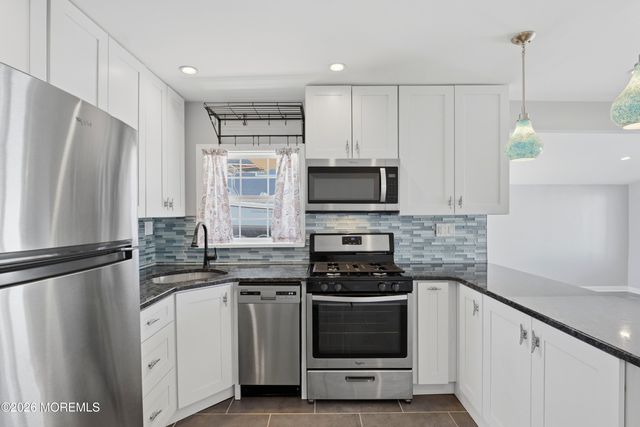 18 Lake Huron Drive, Little Egg Harbor, NJ 08087