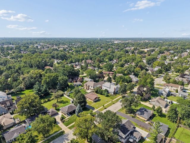 237 Chicago Avenue, Downers Grove, IL 60515
