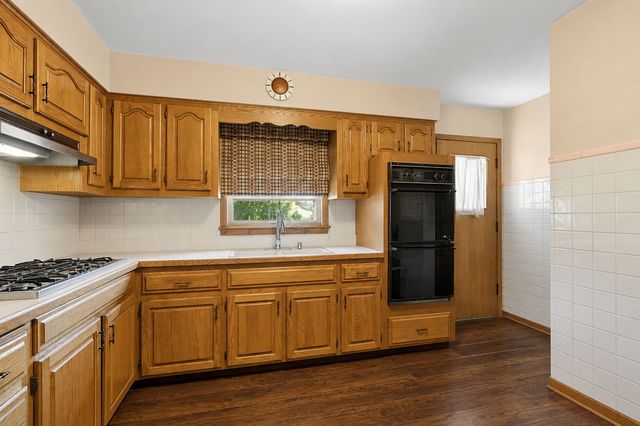 237 Chicago Avenue, Downers Grove, IL 60515