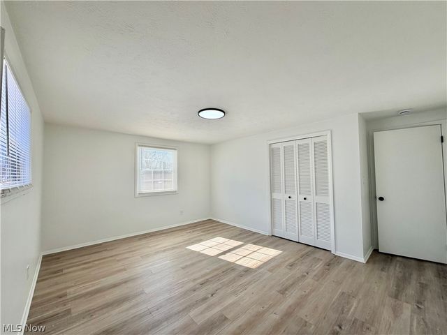 131 Noran Circle, Bedford, OH 44146