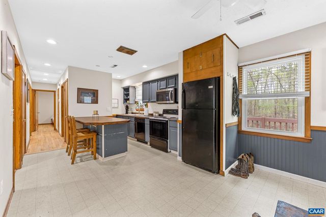 4586 SPOTSWOOD TRL, Barboursville, VA 22923