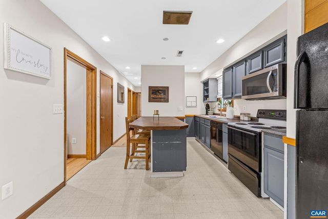 4586 SPOTSWOOD TRL, Barboursville, VA 22923