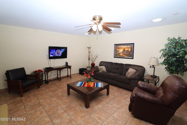 5602 N Camino Del Sol, Tucson, AZ 85718