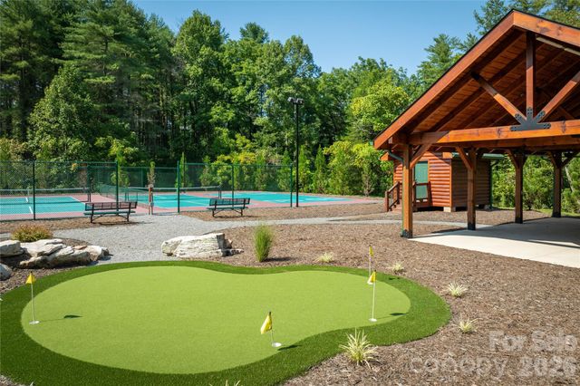 1288 Johns Ridge Parkway 245, Lenoir, NC 28645