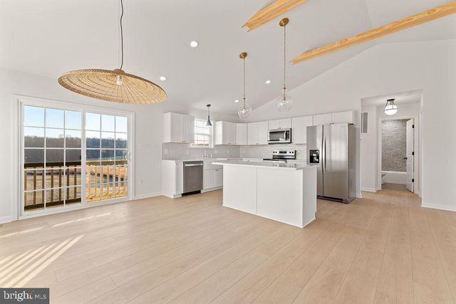 15326 COX MILL RD, Gordonsville, VA 22942