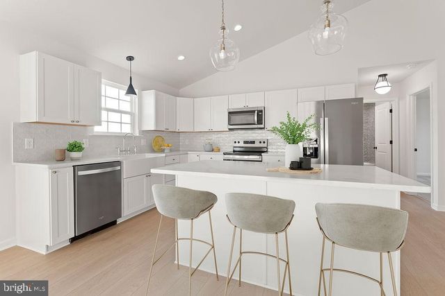 15326 COX MILL RD, Gordonsville, VA 22942