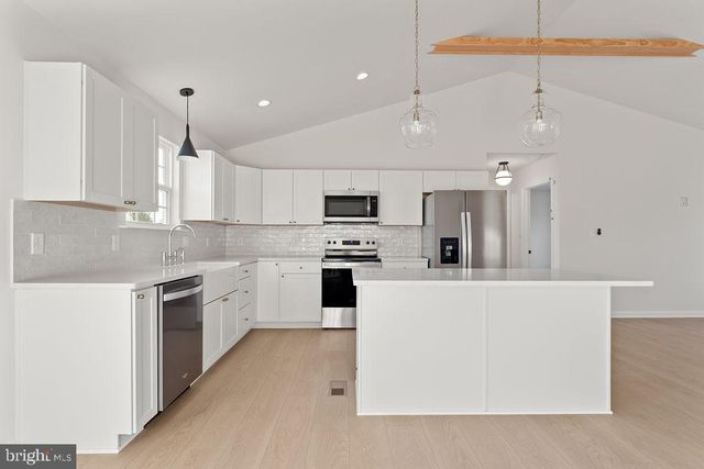 15326 COX MILL RD, Gordonsville, VA 22942