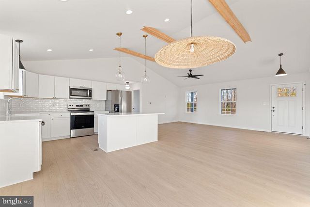 15326 COX MILL RD, Gordonsville, VA 22942