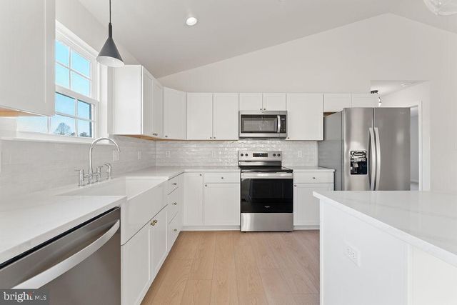 15326 COX MILL RD, Gordonsville, VA 22942