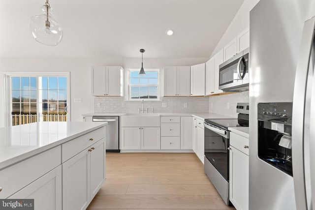 15326 COX MILL RD, Gordonsville, VA 22942